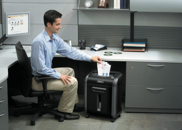 Déchiqueteuse Fellowes Powershred® 79Ci à Coupe Croisée (4679001) – Image 7