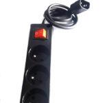 Multiprise spéciale pour onduleurs avec 3 prises FR - extrémité du câble IEC C14