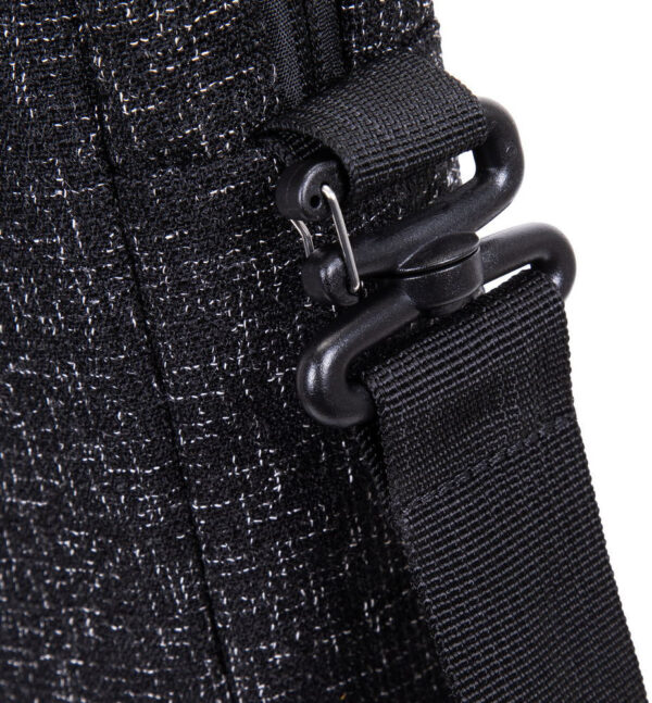 sacoche rivacase anvik 7931 noir pour ordinateurs portables 156 7931 black 18