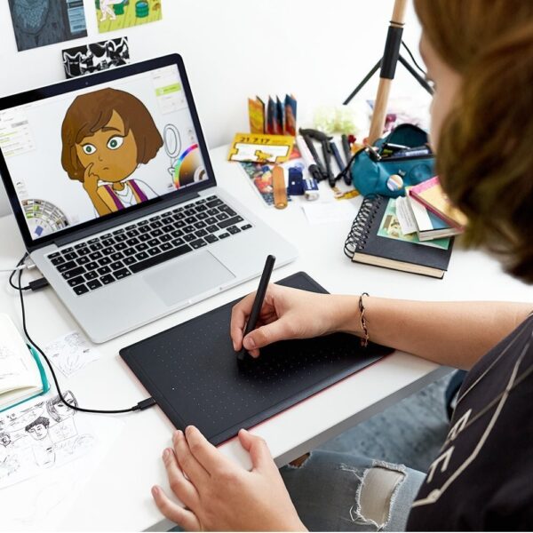 Tablette Graphique One by Wacom Moyenne - USB (CTL-672-S) – Image 7