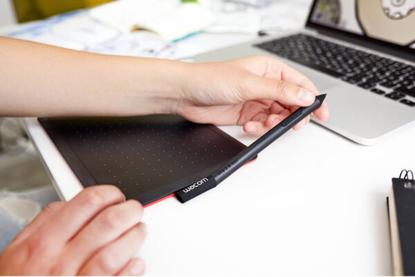 Tablette Graphique One by Wacom Petite - USB (CTL-472-S) – Image 9